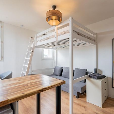 Charlemagne - Studio Confortable Avec Parking Gratuit - Quelques Pas De La Gare, Cuisine, Wifi Apartment Arras Exterior photo